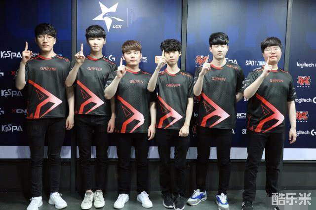 于顶尖水准 于顶尖水准