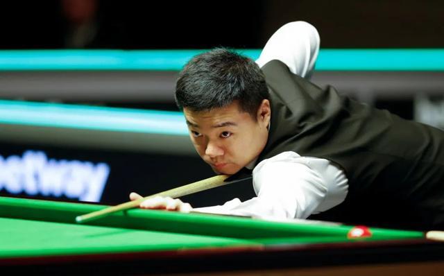 在中国足球 在中国足球