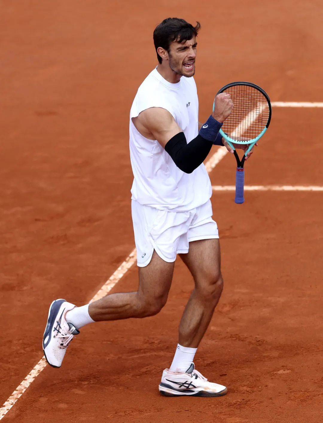 令人惊讶 令人惊讶