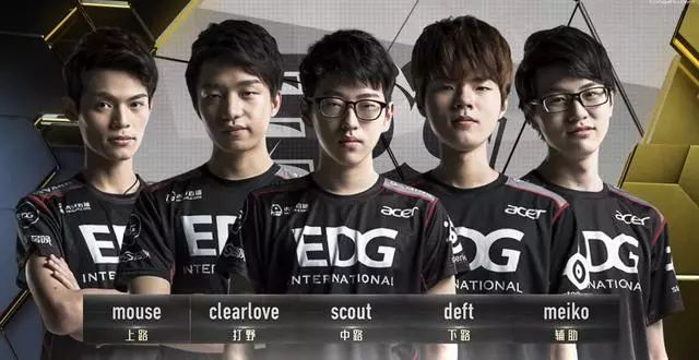 他们在比赛 他们在比赛